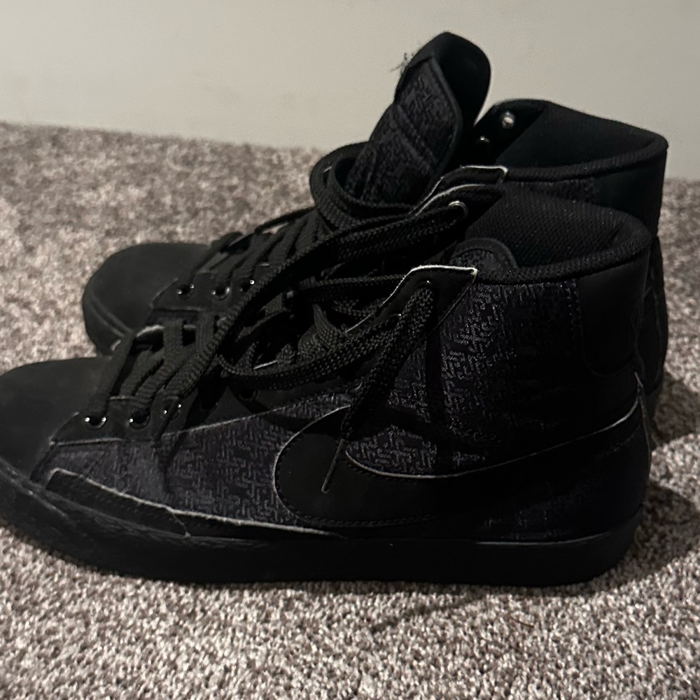 Black Nike high tops